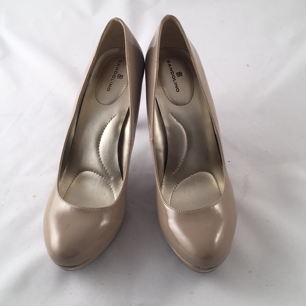 Bandolino nude patent heels size 9.5